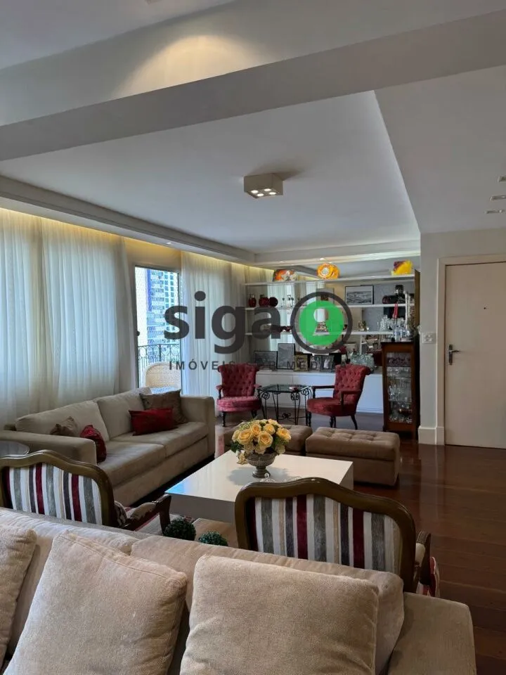 Imagem Apartamento de 170m² com 4 quartos - 3 vagas - Moema - São Paulo/SP