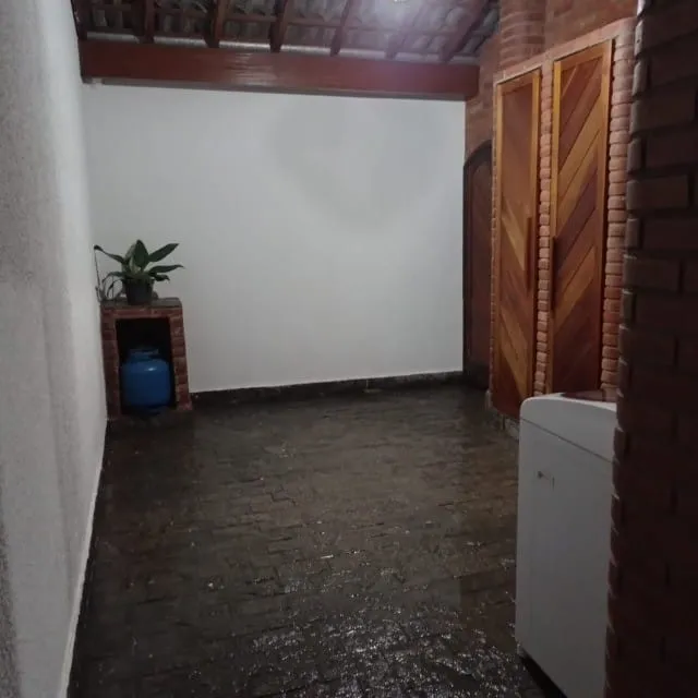 Imagem Casa à venda 4 Quartos, 1 Suite, 5 Vagas, 336M², Campos Elíseos, Taubaté - SP