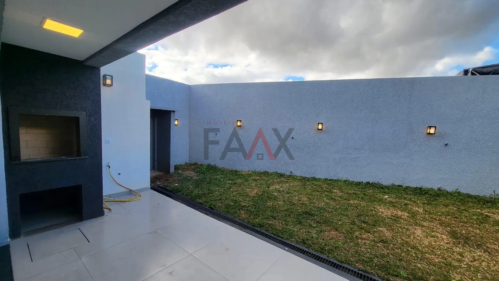 Imagem Sobrado à venda com 3 quartos, VILA BUCH, GUARAPUAVA - PR