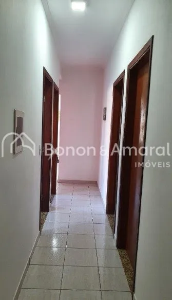 Imagem "Conforto e Segurança: Casa com 3 Dormitórios em Condomínio Fechado em Valinhos!"