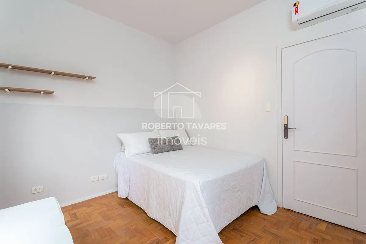 Imagem Apartamento Mobiliado e totalmente Reformado! 145 m2 úteis 5dts e 3 suítes, cozinha aberta para sala - Está a duas quadras da Av. Paulista.