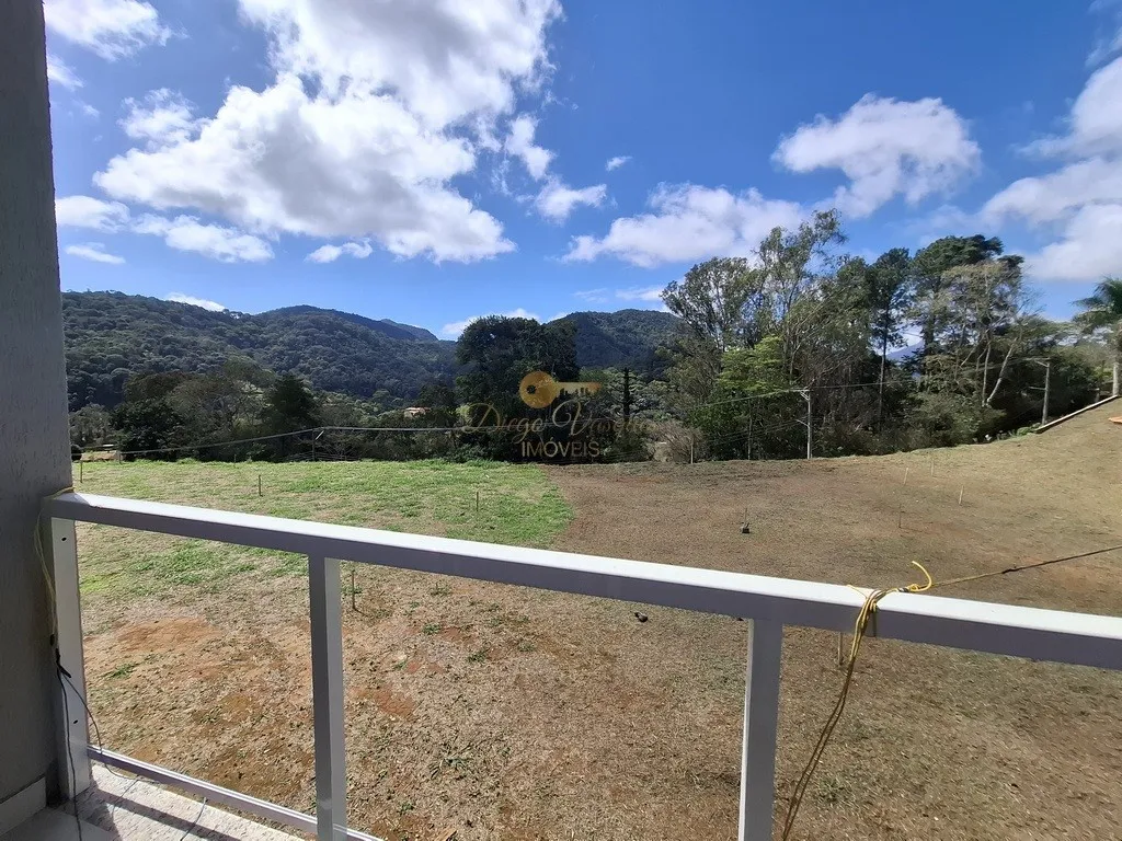 Imagem Casa em Condomínio para Venda em Teresópolis / RJ no bairro Albuquerque