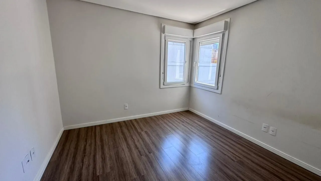 Imagem Apartamento à venda em Caxias do Sul, Pio X, com 2 quartos, 76m2