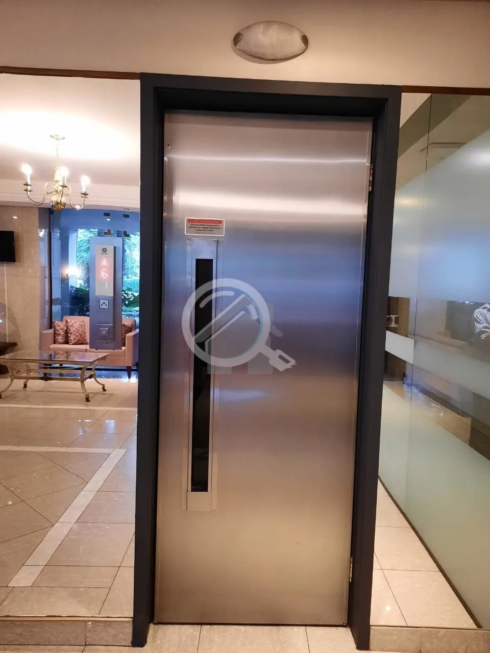 Imagem Apartamento impecável, com móveis sob medida! Amplo living para 2 ambientes, janelas com vista. Ap...