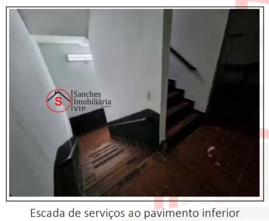 Imagem PREDIO COMERCIAL IMIGRANTES 2.297,96 m Terreno 3.225,00 m Construção 28 Anos Padrão Construtivo: Superior AVCB: OK salas por andar 03 Andares 5