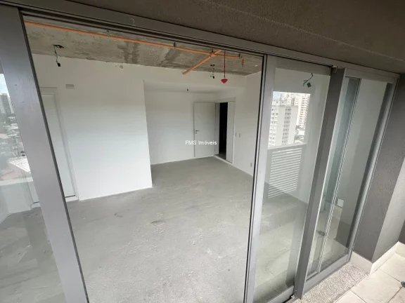 Imagem Conjunto Comercial de Alto Padrão em Moema, São Paulo-SP: 168m², 4 Vagas de Garagem - Venda ou Locação!