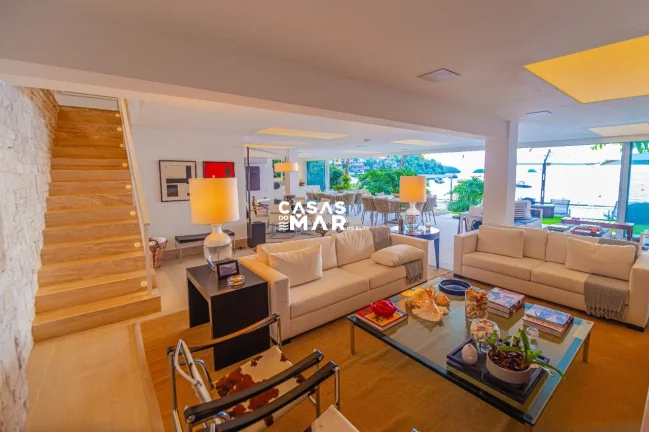 Imagem Casa Luxuosa Frente Mar em Tanguá, Angra dos Reis-RJ: 6 suítes, praia particular e deck para embarcações.