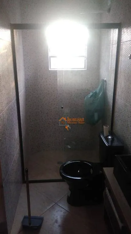 Imagem Sobrado com 3 dormitórios à venda, 224 m² por R$ 690.000,00 - Parque Flamengo - Guarulhos/SP