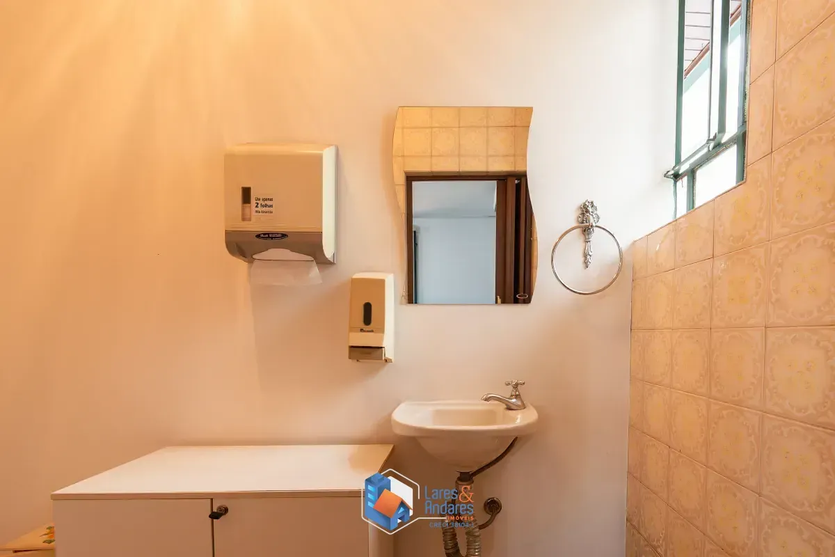Imagem Casa comercial para venda em Pinheiros, 287m²