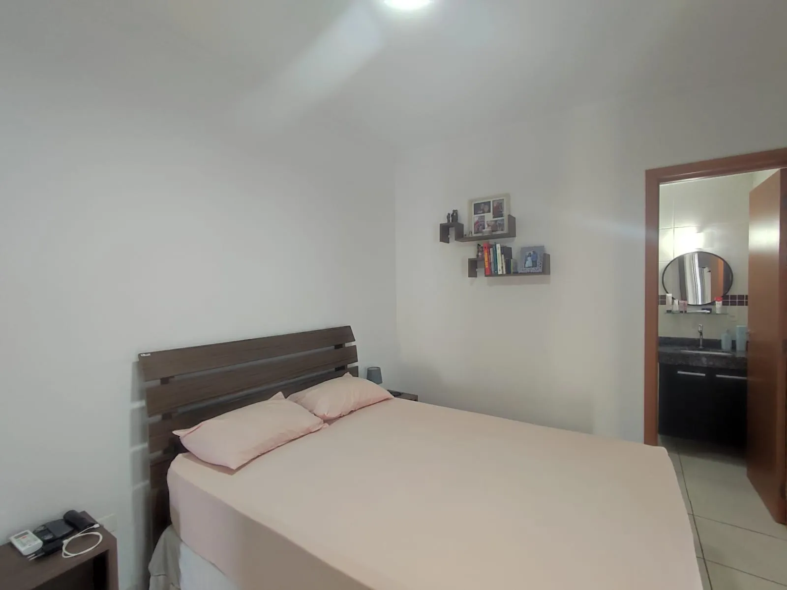 Imagem Espaçoso Apartamento na Praia Grande - VILA TUPI