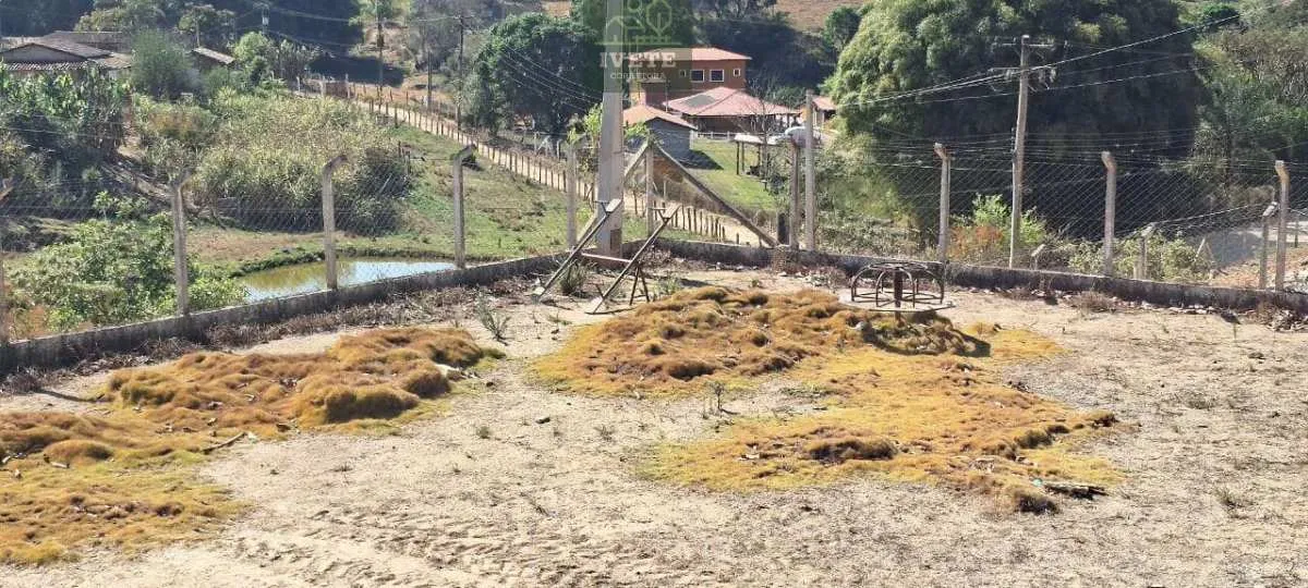 Imagem Chácara com Piscina à Venda no Bairro do Moquem - Socorro/SP