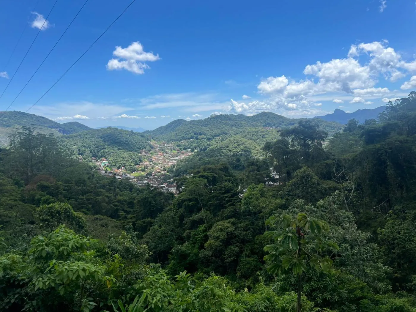 Imagem Terreno em Condomínio para Venda em Petrópolis / RJ no bairro Quarteirão Ingelheim