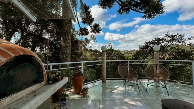 Imagem Casa de Condomínio em Campos do Jordão