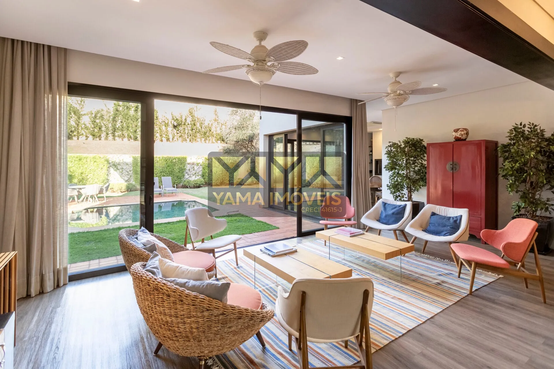 Imagem Casa Alto Padrão Condomínio Aspen 495 m²