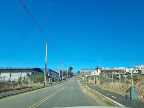 Imagem TERRENO 5.700 mil m², acesso a 03 Ruas, facilitando entrada e saída, em Campina Grande Do Sul - PR