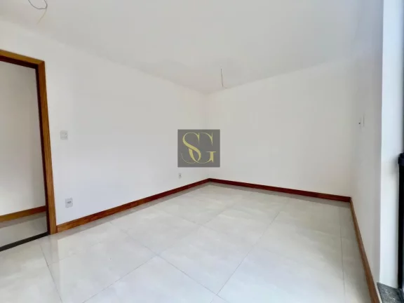 Imagem Casa para Venda em Teresópolis, Alto, 3 dormitórios, 2 suítes, 3 banheiros, 2 vagas