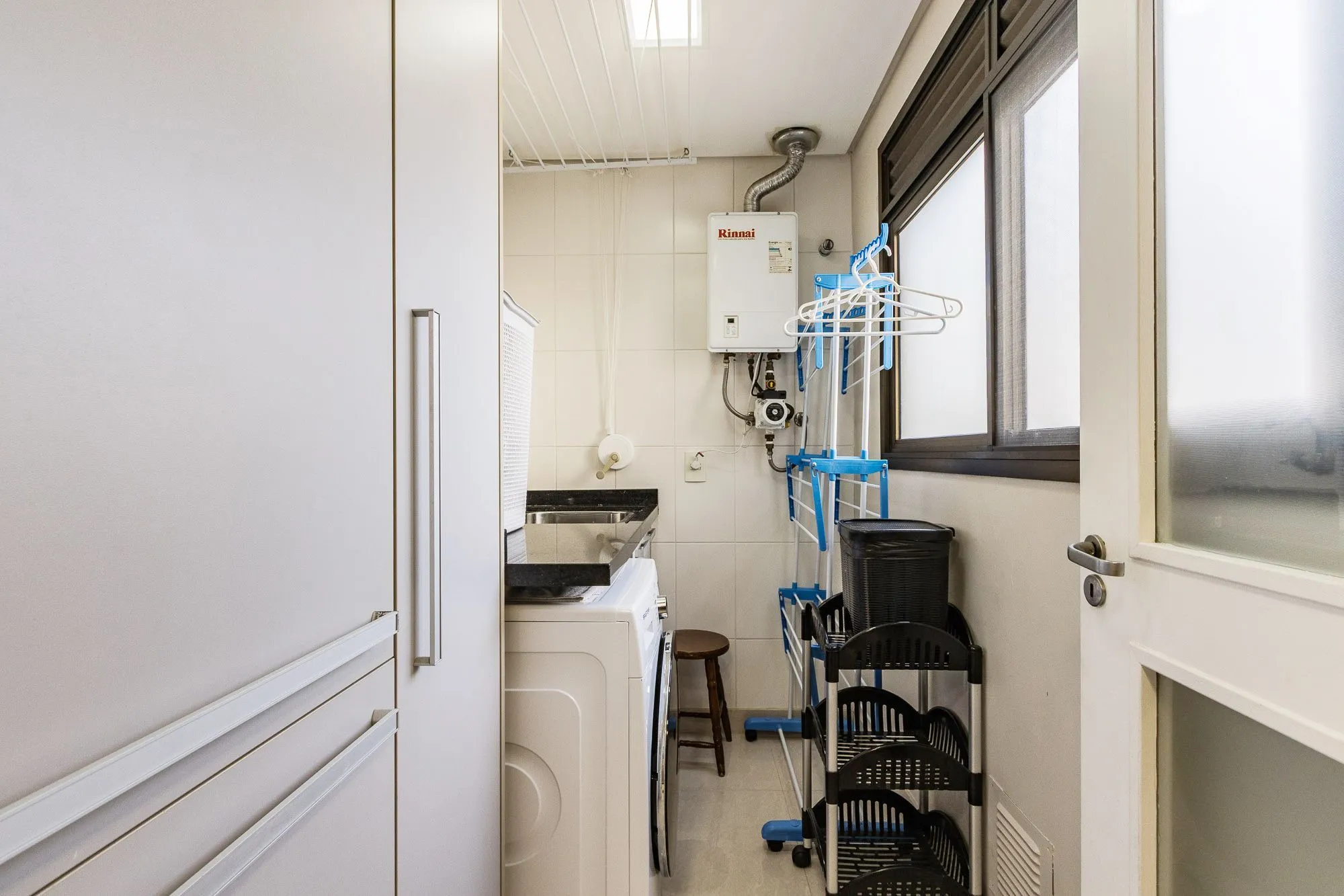 Imagem Apartamento de 3 quartos, 3 suítes e 2 vagas de garagem Higienópolis em POA