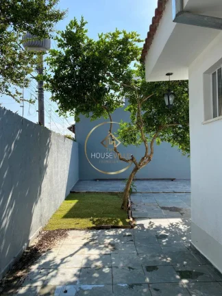 Imagem Casa de esquina de 3 dormitórios ( 1 suíte), 4 vagas, Jardim Esplanada, Sjc