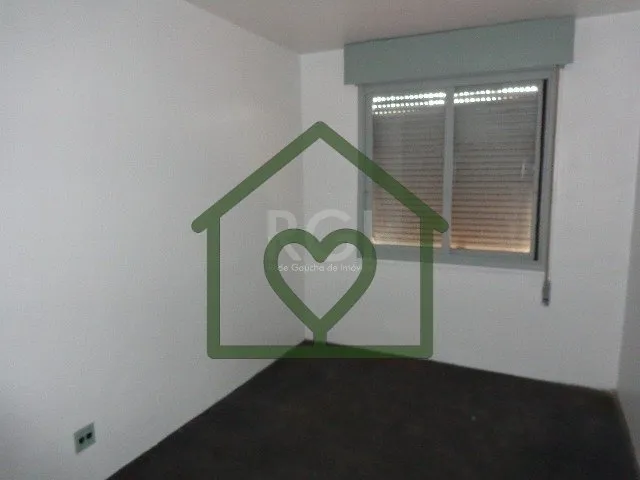 Imagem Apartamento localizado no bairro Bom Jesus, com 85m² no 2º andar, frente. Imóvel com 3 dormitóri...