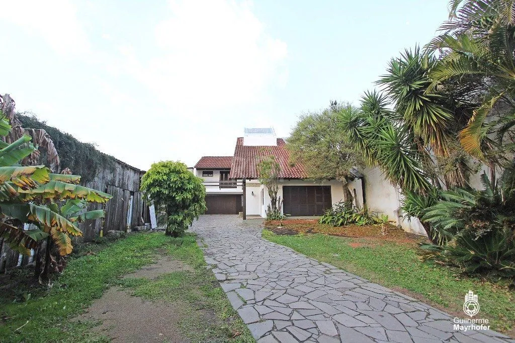 Imagem Casa para Venda - 320m², 4 dormitórios, sendo 1 suites, 3 vagas - Cavalhada