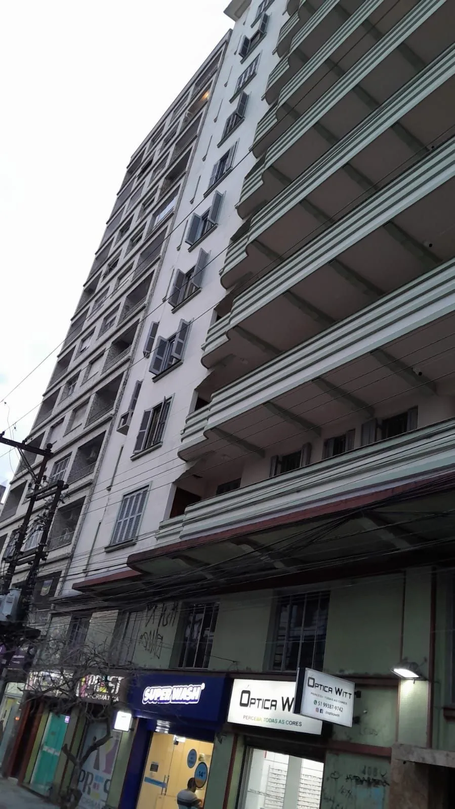 Imagem investidores - Excelente e amplo apartamento 2D LOCADO na Cidade Baixa, Porto Alegre, Com Inquilino