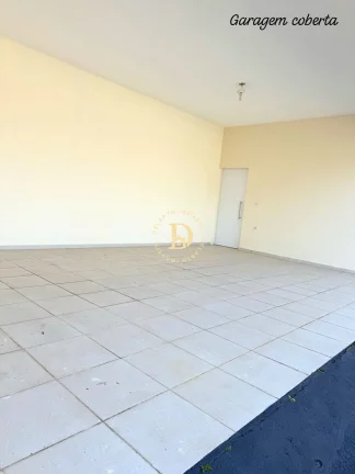 Imagem CASA - CONDOMÍNIO TERRAS DE SANTA HELENA - JACAREÍ - 3 DORM. (1 SUÍTE) - 356 M²