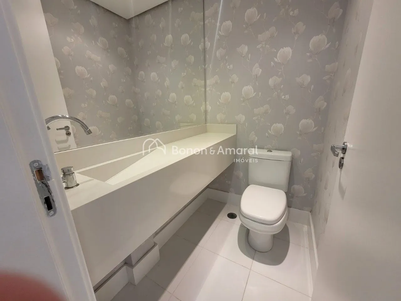 Imagem Apartamento para Locação no Condomínio Horizon com 3 vagas e 3 suites - Campinas