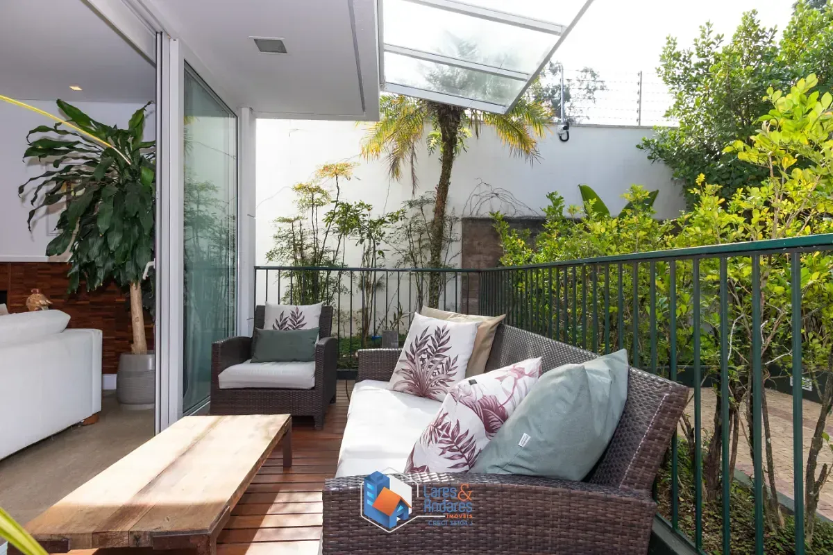 Imagem Casa no condomínio Las Cumbres para venda com 4 quartos, sendo 4 suítes, 513m²