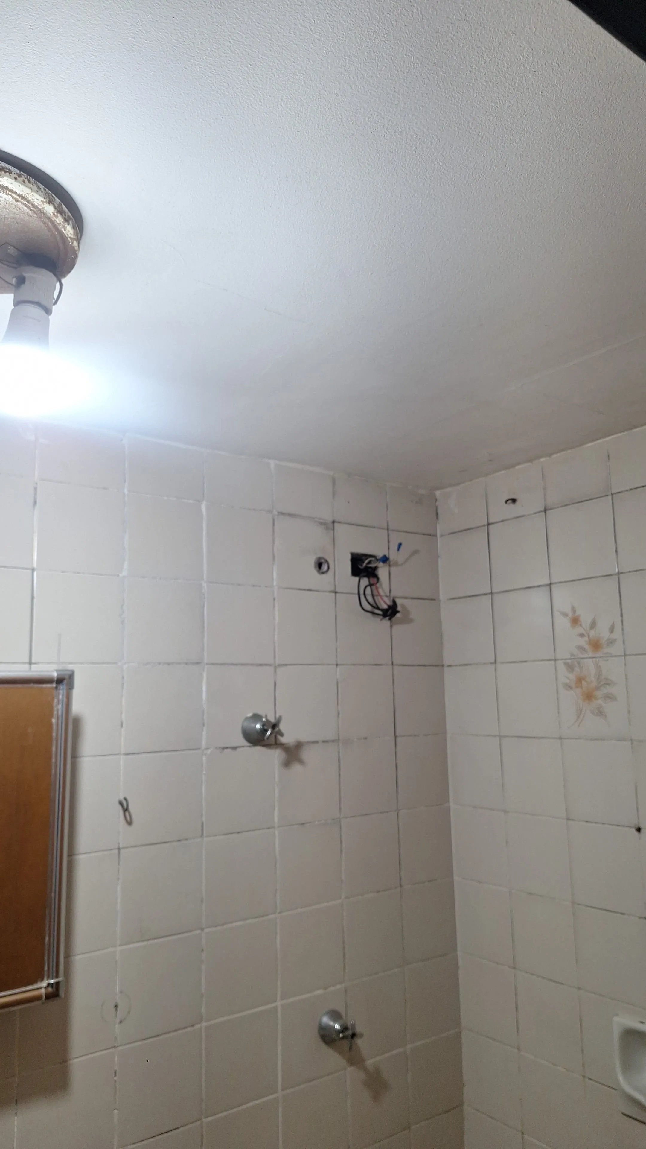 Imagem TROCA-PERMUTA APTO DE 02 DORMIRÓRIOS NO RESIDENCIAL INGAÍ!