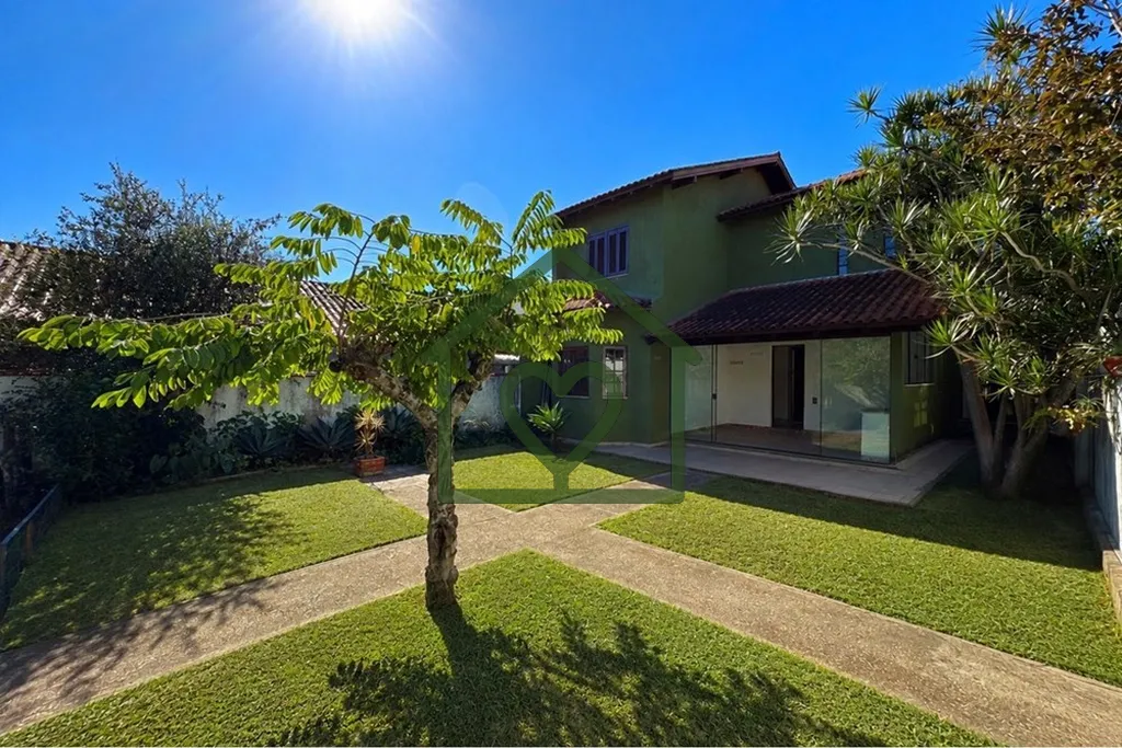 Imagem Está excelente casa destaca-se pelo conforto, amplitude e excelente distribuição dos ambientes, i...