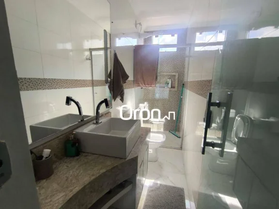 Imagem Sobrado à venda, 360 m² por R$ 999.000,00 - Parque Industrial João Bras 2 - Goiânia/GO