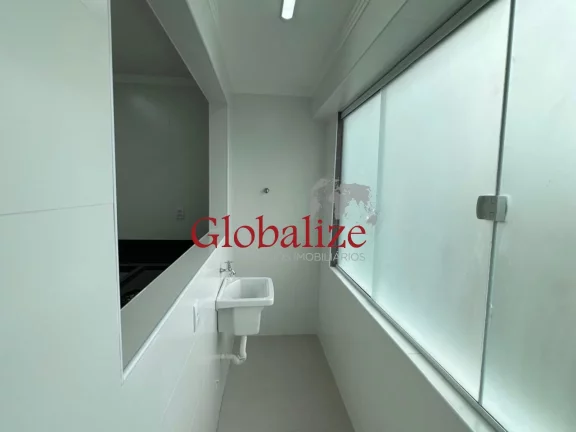 Imagem Apartamento à venda com 80m², 2 quartos, 1 suíte, varanda, garagem, reformado por R$430.000,00 na Aparcida em Santos