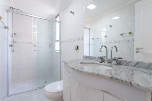 Imagem Apartamento 72M², 2Q, 1 Banheiro, 2 Vagas, Academia, Salão de Festas, Jardim, Banheiro de Serviço.
