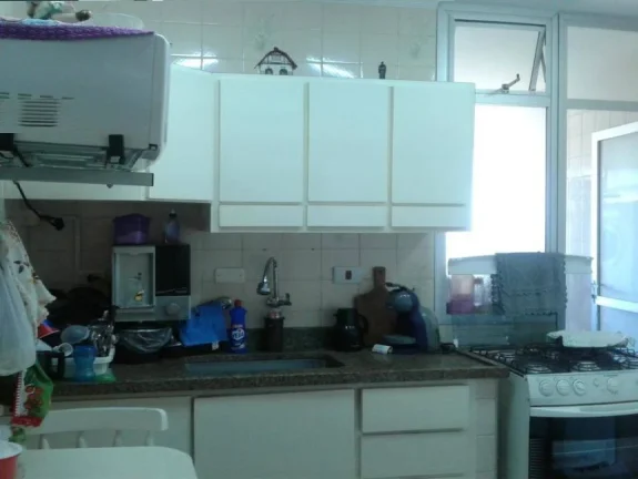 Imagem Apartamento contendo 2 quartos com armário embutido sendo 1 suite, sala 2 ambientes de estar e jant...