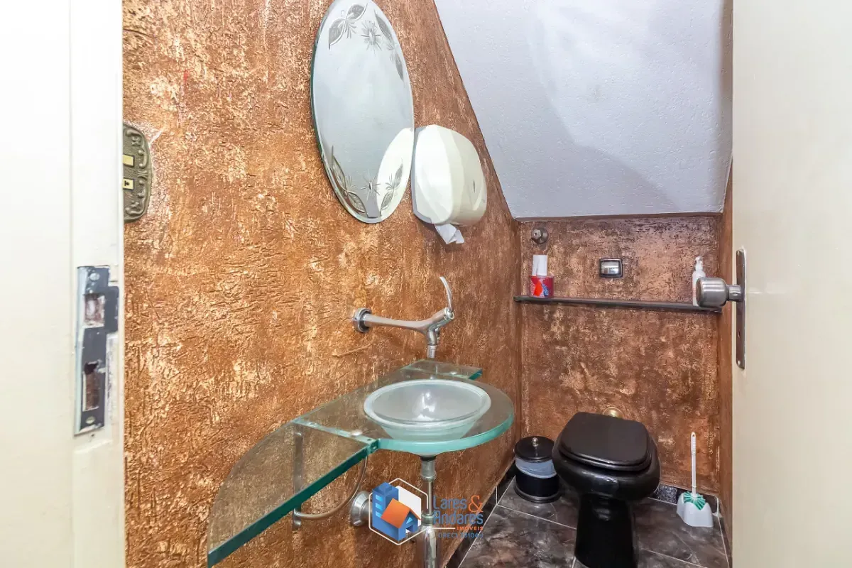 Imagem Sobrado para venda em Nossa Senhora do Ó com 3 quartos, sendo 3 suítes, 324m²