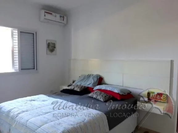 Imagem Linda Casa Cond. Fechado - Bairro Horto com 04 dormitórios