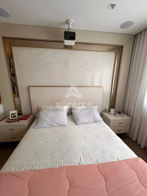 Imagem Apartamento à venda com 3 quartos 1 suíte, 96,37m² em Abraão Florianópolis