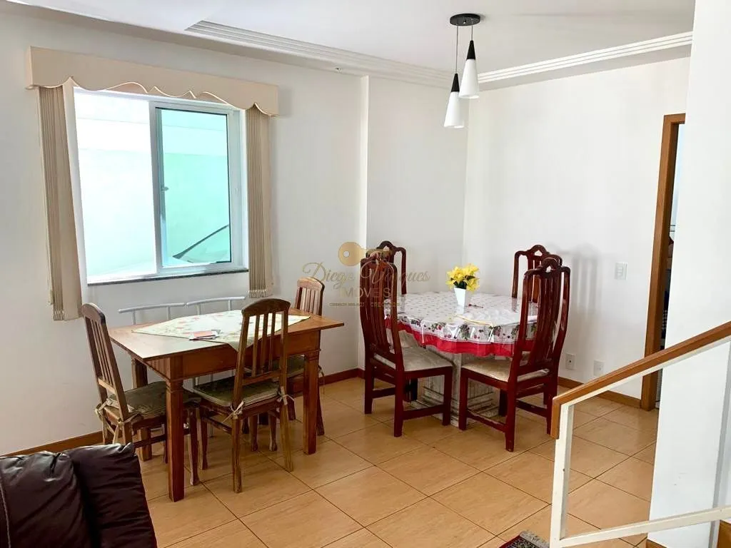 Imagem Casa em Condomínio para Venda em Teresópolis / RJ no bairro Agriões