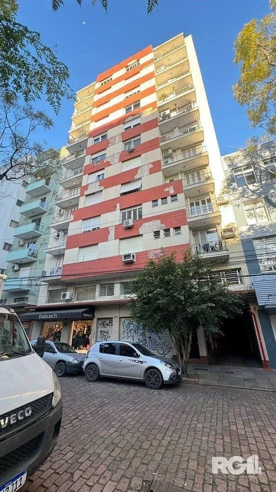 Imagem APARTAMENTO DE 3 DORMITÓRIOS COM VAGA DE GARAGEM NO CENTRO HISTÓRICO.