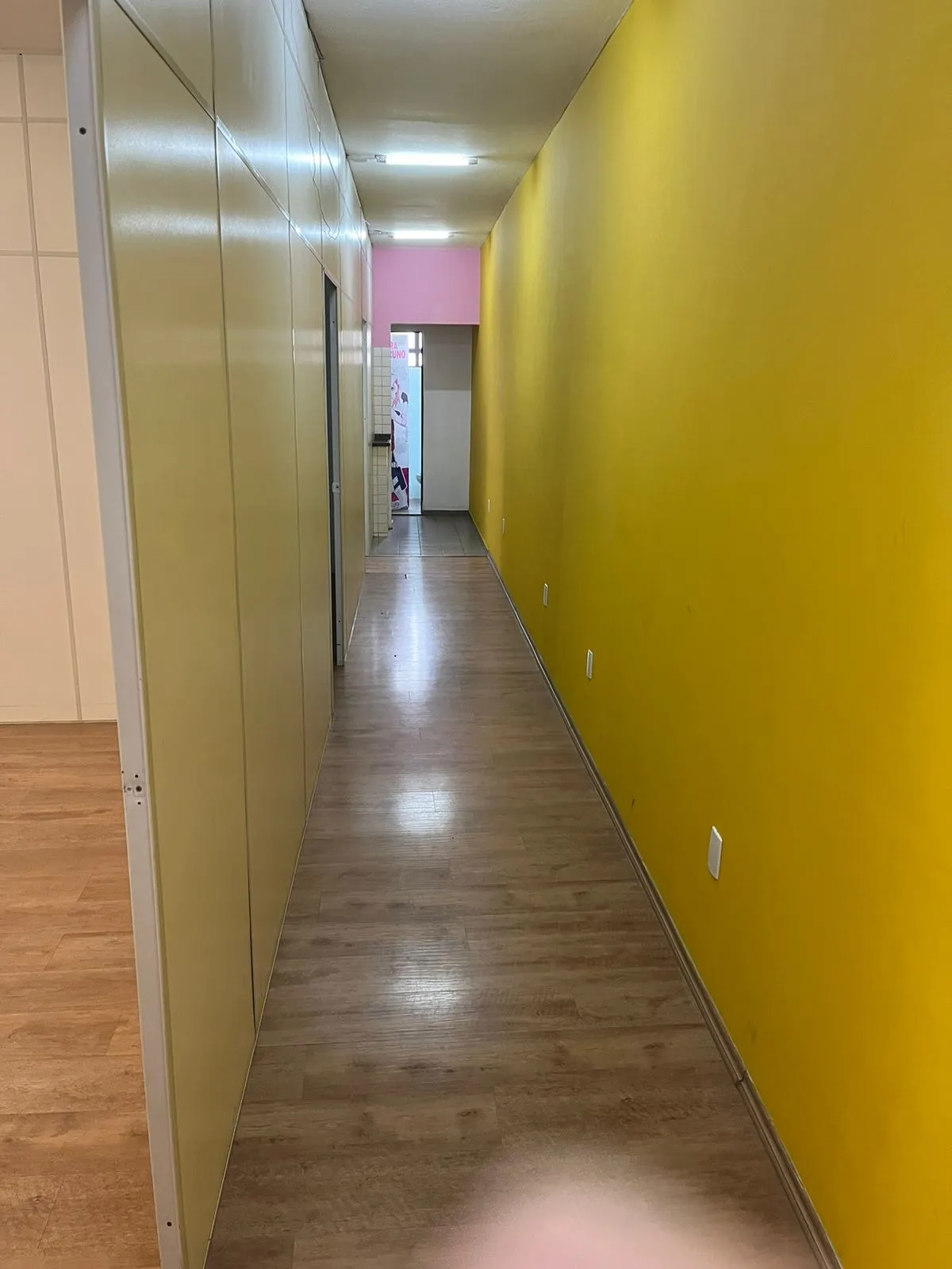 Imagem Amplo Salão Comercial no Centro de Sorocaba - 174m², Dividido em 4 Salas