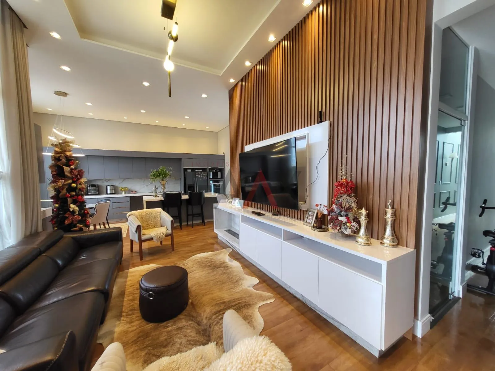 Imagem Casa com 3 dormitórios à venda,340.00 m , DOS ESTADOS, GUARAPUAVA - PR