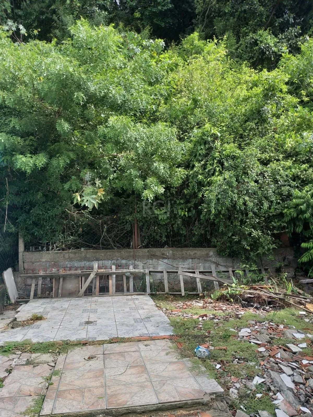 Imagem Casa para Venda - 136m², 4 dormitórios, 1 vaga - Agronomia