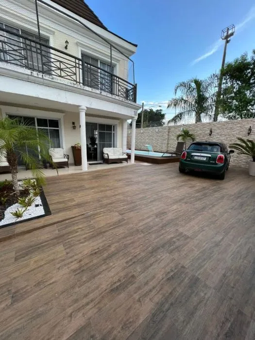 Imagem Jardins de Monet: casa triplex 260 m² e 4 quartos