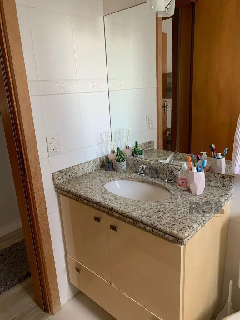Imagem Apartamento 2 dormitórios, 1 suíte, 74m, 2 vagas, elevador