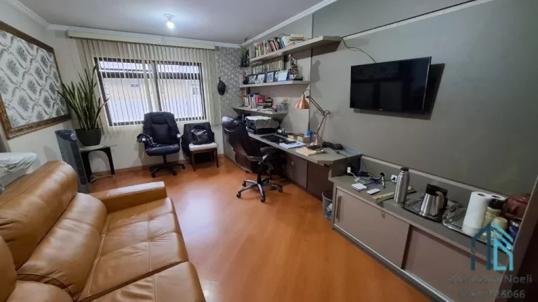 Imagem Prédio/comercial/residencial, 04 Cj e 02 lojas, + Casa com 07 suítes, no Bacacheri em Curitiba PR