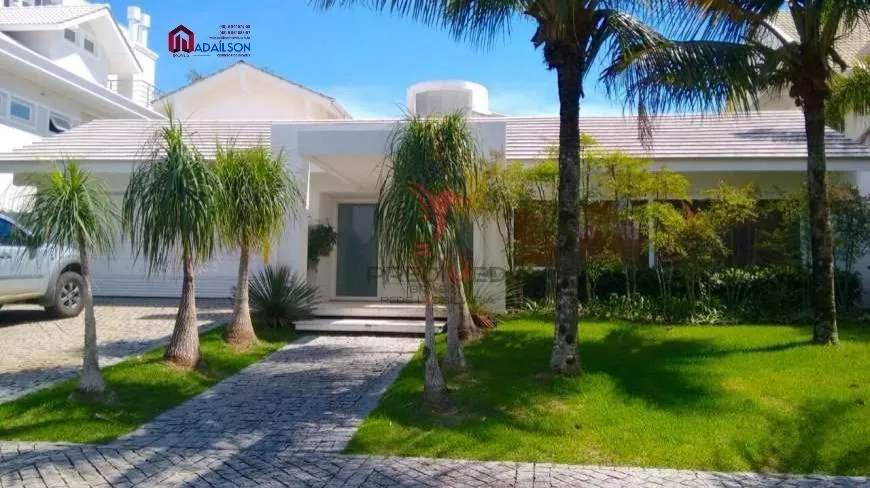 Foto do imóvel LINDA CASA FRENTE MAR NO PASSEIO DOS NAMORADOS EM JURERE INTERNACIONA FLORIPA SC em Rua dos Tambaquis - Jurerê Internacional, Florianópolis - SC
