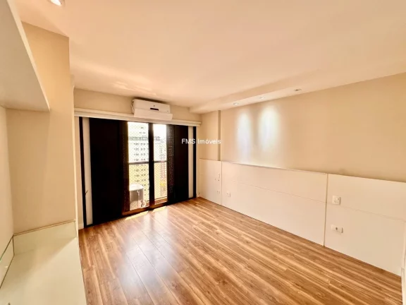 Imagem Excelente Oportunidade: Apartamento de Luxo à Venda em Indianópolis, São Paulo-SP - 2 Quartos, 2 Suítes, 3 Salas, 4 Banheiros, 3 Vagas - 150m².