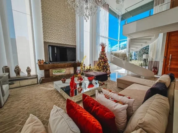 Imagem Sobrado em condomínio fechado com 05 suites mobiliado e decorado