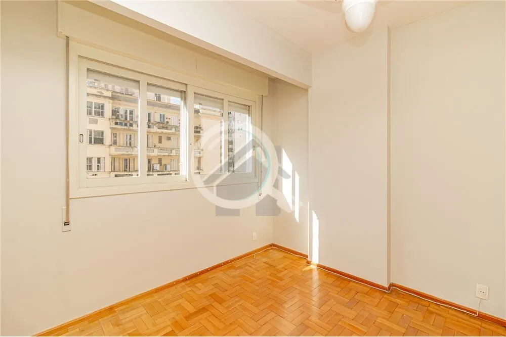 Imagem Apartamento com 109 metros de área privativa, 3 dormitórios, Suíte: Ampla suíte com closet, bene...
