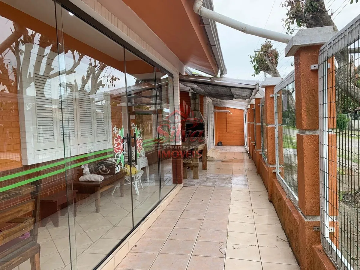 Imagem C1154 | Linda casa de esquina em Mariluz